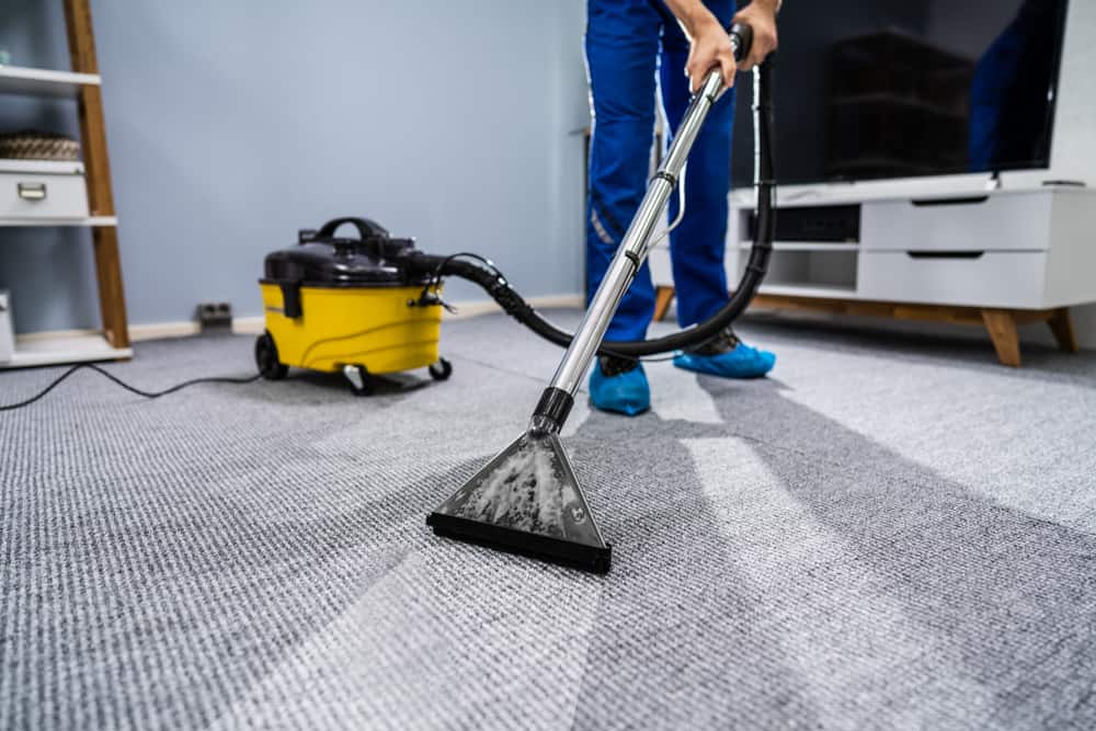 Vloerbedekking laten schoonmaken aan huis in Haarlem - Kosten en voordelen.